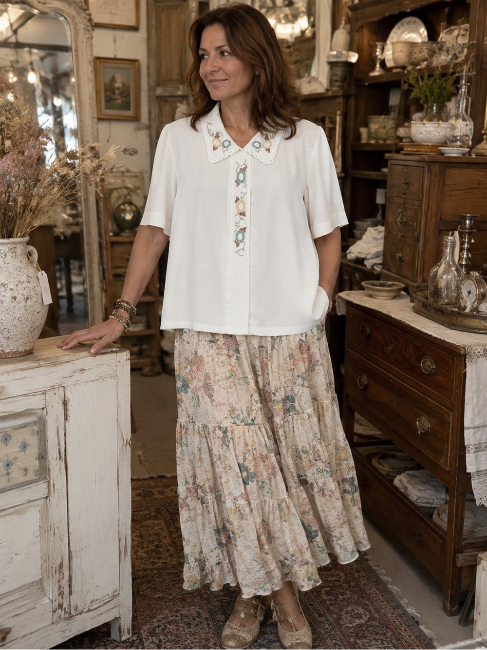 Vintage 1980s/90s Chagall Embroidered Hidden Button-Down Blouse – Size L